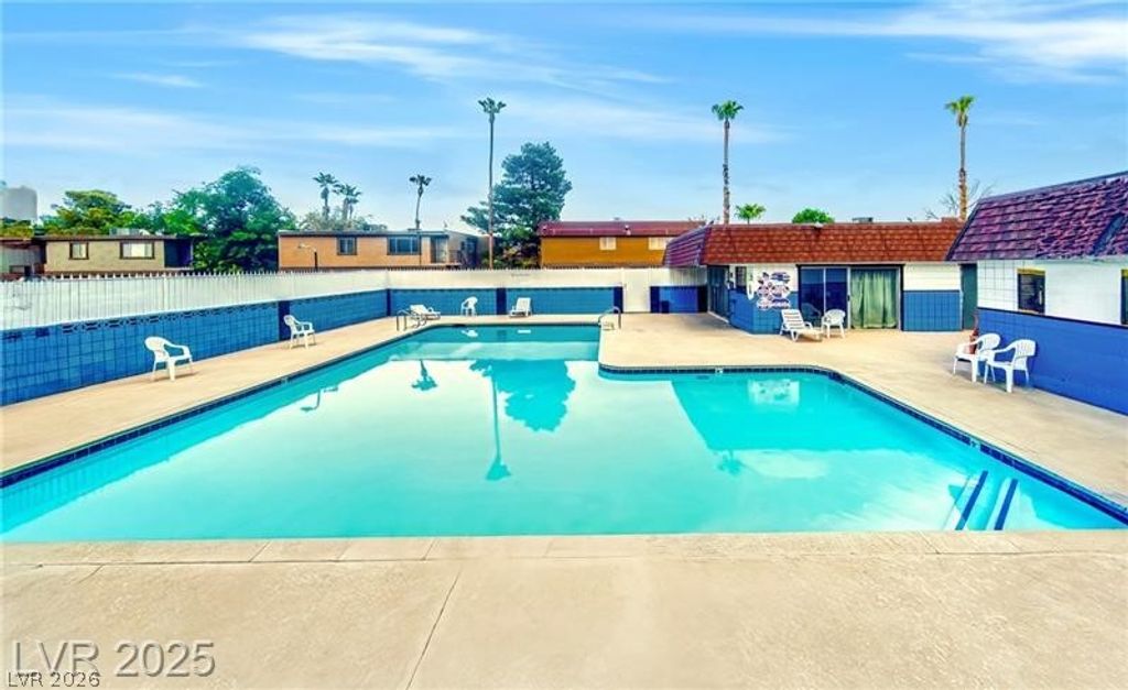 4614 Grand Drive 1, Las Vegas, NV 89169