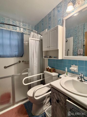 45 Bradford Road, East Brunswick, NJ 08816