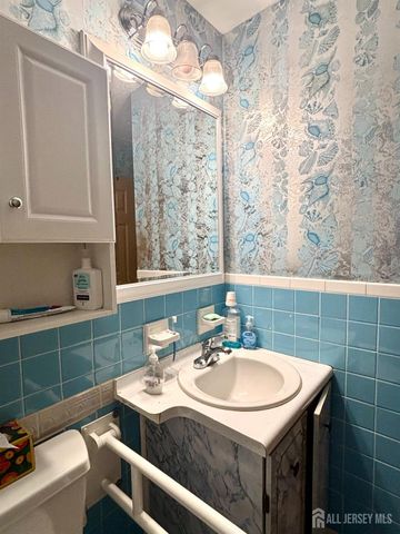 45 Bradford Road, East Brunswick, NJ 08816