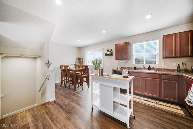 135 Grass Court, Painesville Twp, OH 44077