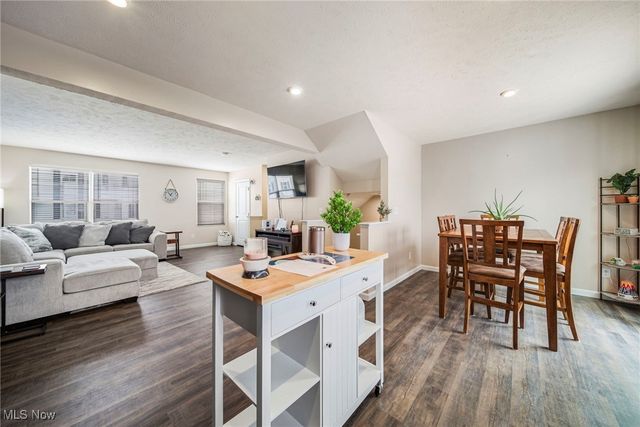 135 Grass Court, Painesville Twp, OH 44077