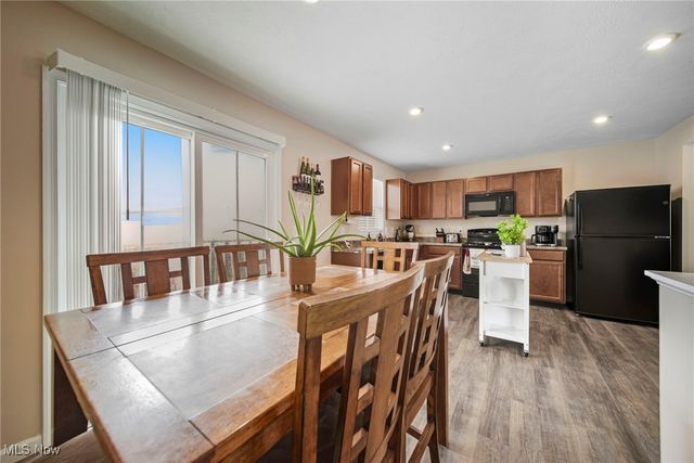 135 Grass Court, Painesville Twp, OH 44077