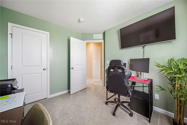 135 Grass Court, Painesville Twp, OH 44077