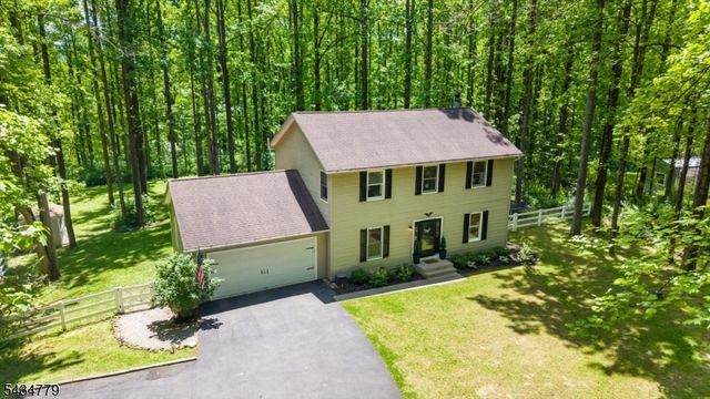 219 Buckley Ave, White Twp., NJ 07863