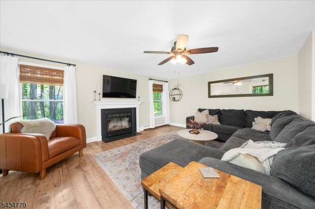 219 Buckley Ave, White Twp., NJ 07863