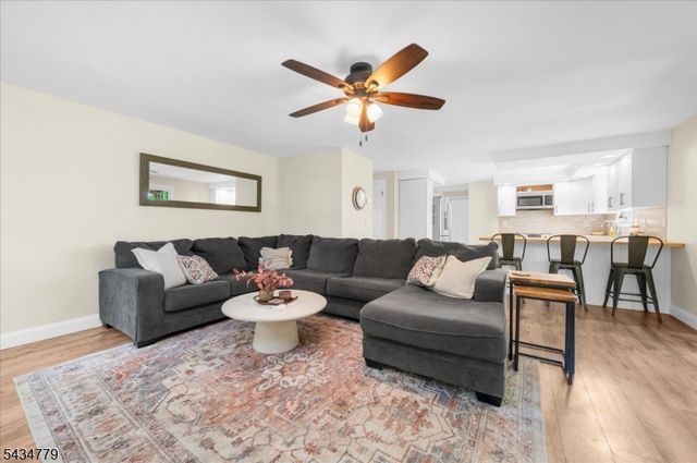219 Buckley Ave, White Twp., NJ 07863
