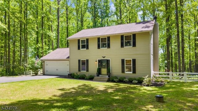 219 Buckley Ave, White Twp., NJ 07863