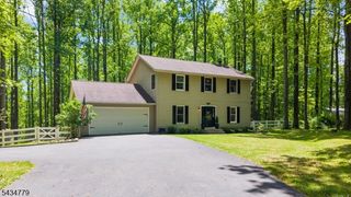 219 Buckley Ave, White Twp., NJ 07863