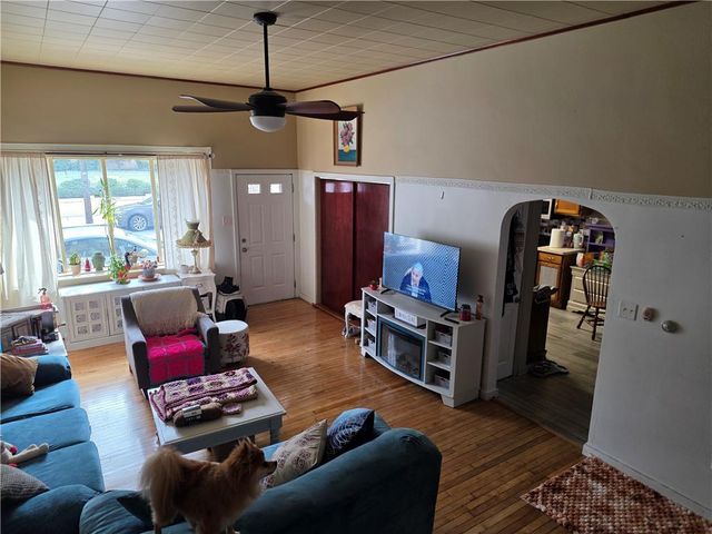1356 Newport Avenue, Northampton Boro, PA 18067