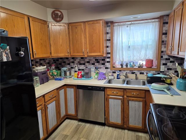 1356 Newport Avenue, Northampton Boro, PA 18067