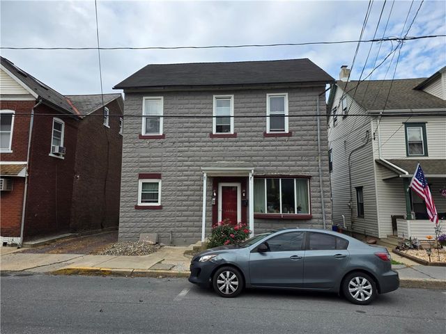 1356 Newport Avenue, Northampton Boro, PA 18067