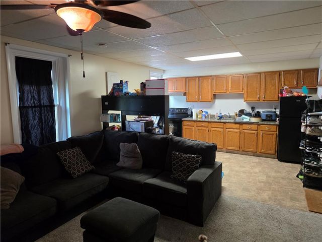 1356 Newport Avenue, Northampton Boro, PA 18067