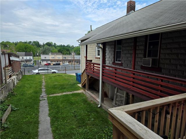 1356 Newport Avenue, Northampton Boro, PA 18067