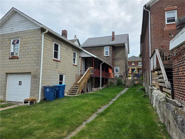 1356 Newport Avenue, Northampton Boro, PA 18067