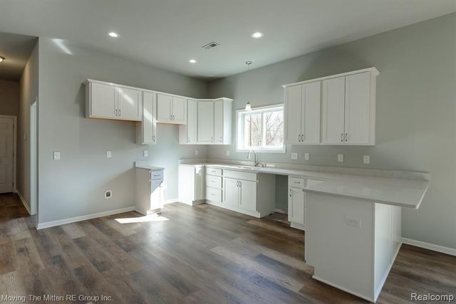 43001 Willow Road, New Boston, MI 48164