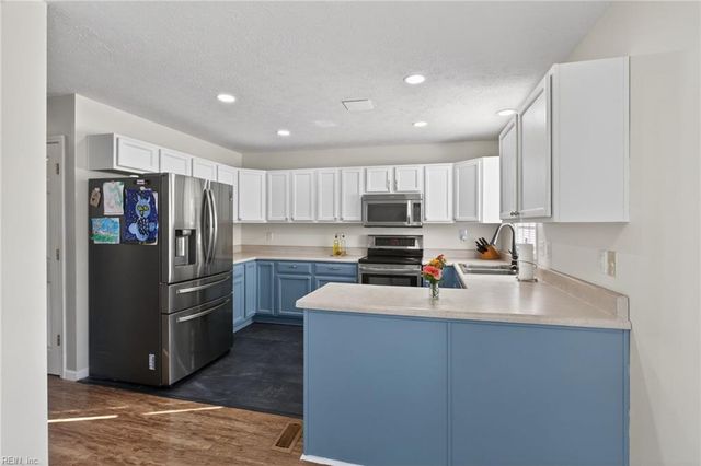 3713 County Street ST, Portsmouth, VA 23707