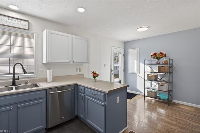 3713 County Street ST, Portsmouth, VA 23707