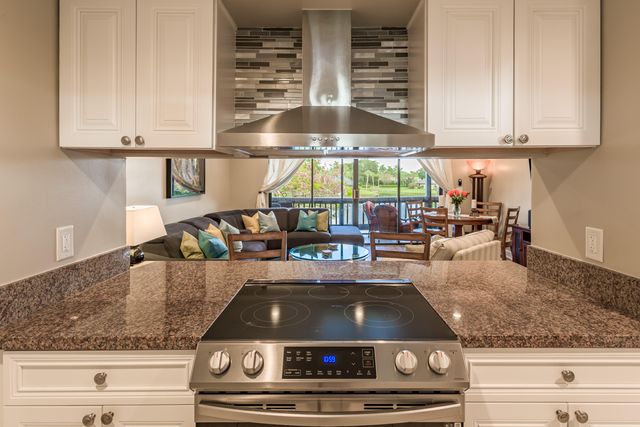 11842 Pebblewood Drive 201, Wellington, FL 33414