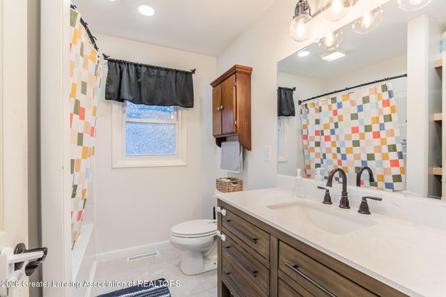2332 Washington Road, Lansing, MI 48911