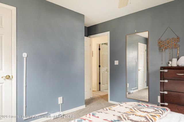 2332 Washington Road, Lansing, MI 48911