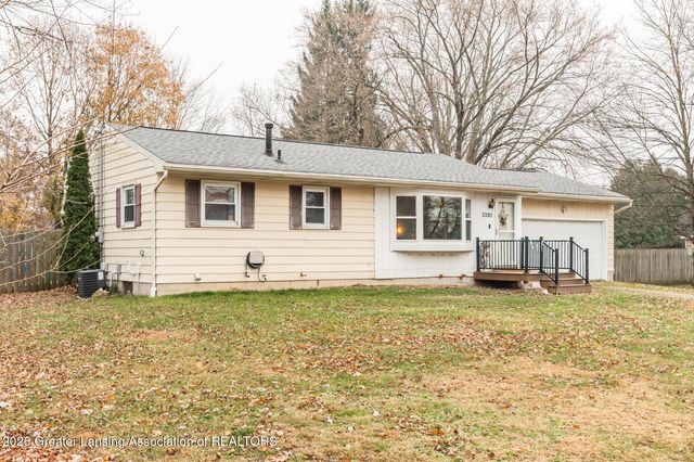 2332 Washington Road, Lansing, MI 48911