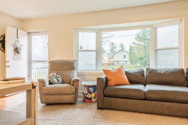 2332 Washington Road, Lansing, MI 48911