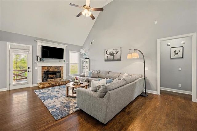18 Thunderhawk Lane NE, Rydal, GA 30171