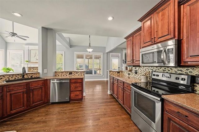 18 Thunderhawk Lane NE, Rydal, GA 30171