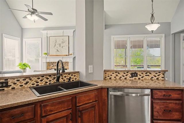 18 Thunderhawk Lane NE, Rydal, GA 30171