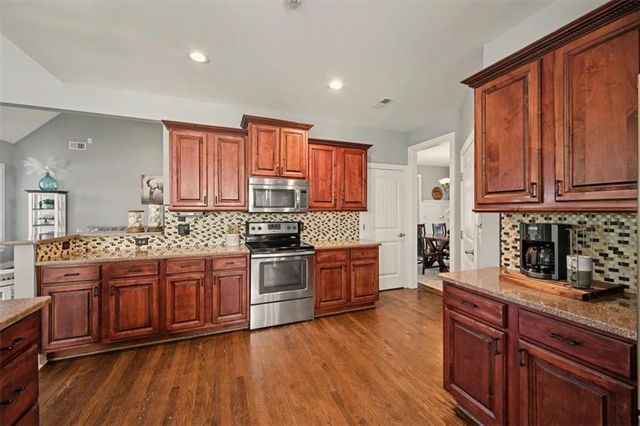 18 Thunderhawk Lane NE, Rydal, GA 30171