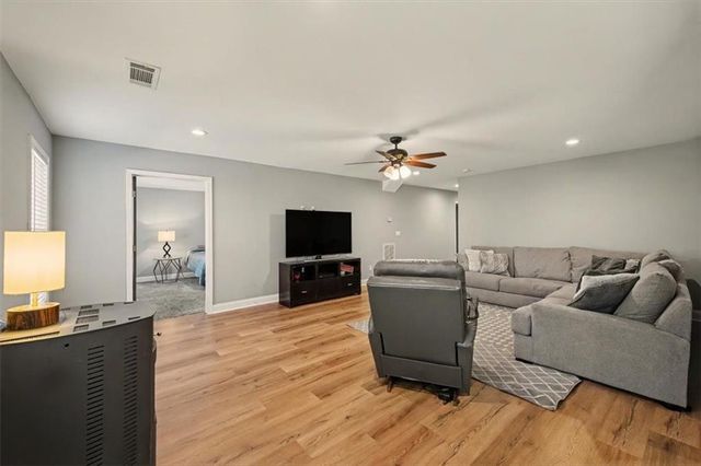 18 Thunderhawk Lane NE, Rydal, GA 30171