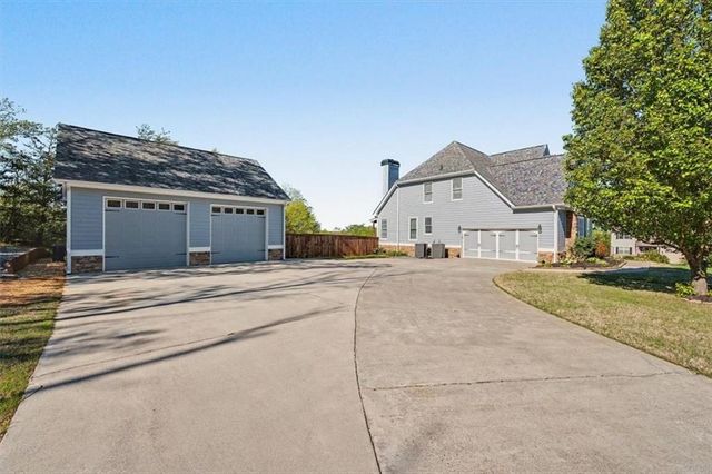 18 Thunderhawk Lane NE, Rydal, GA 30171