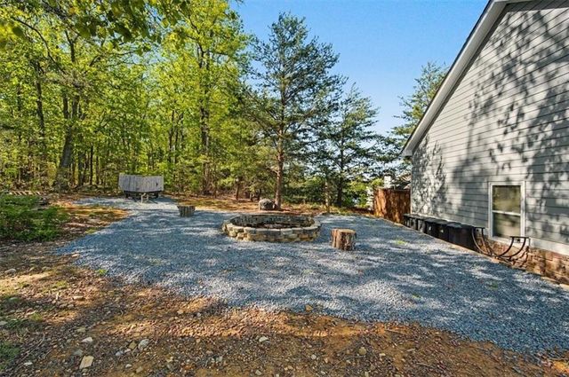 18 Thunderhawk Lane NE, Rydal, GA 30171