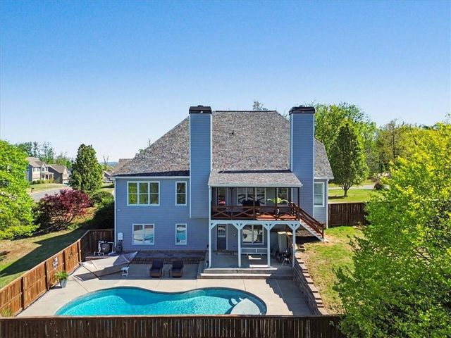 18 Thunderhawk Lane NE, Rydal, GA 30171