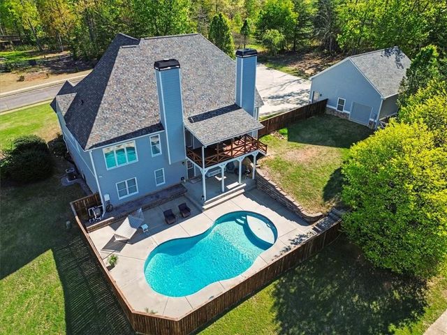 18 Thunderhawk Lane NE, Rydal, GA 30171