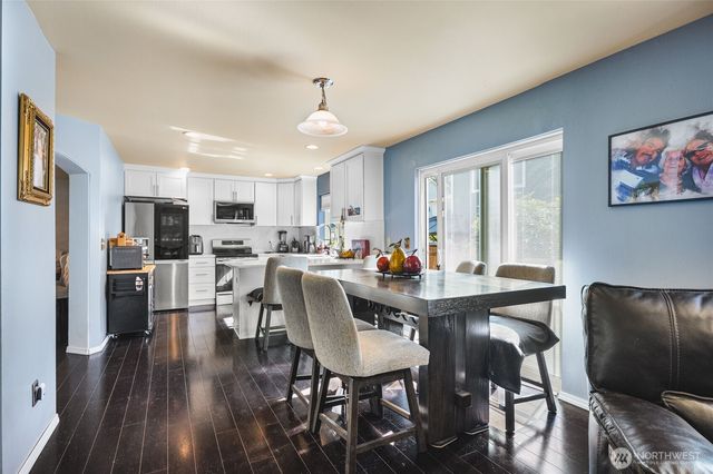 2724 58th Avenue E, Fife, WA 98424