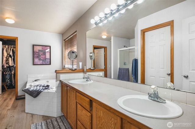 2724 58th Avenue E, Fife, WA 98424