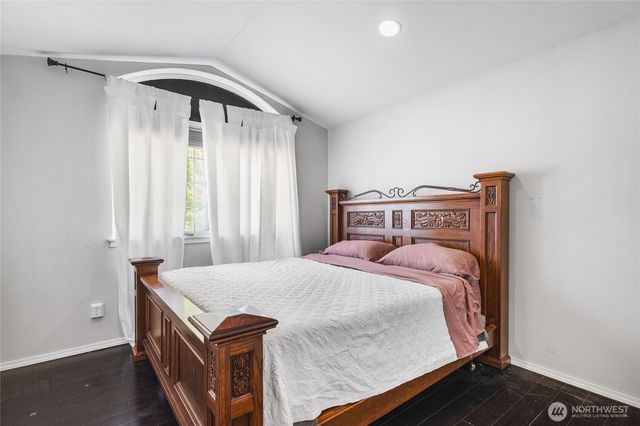 2724 58th Avenue E, Fife, WA 98424
