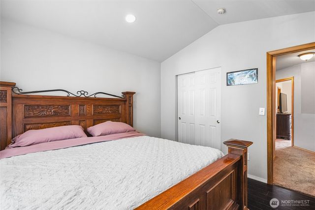 2724 58th Avenue E, Fife, WA 98424