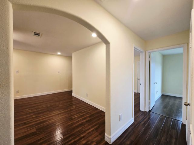 7422 Silent Wood Lane, Houston, TX 77086