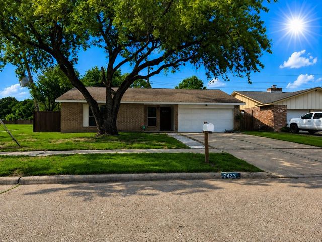 7422 Silent Wood Lane, Houston, TX 77086