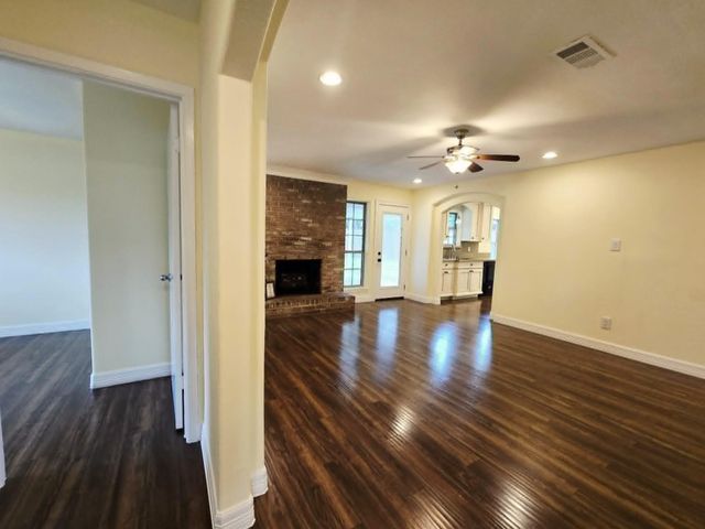 7422 Silent Wood Lane, Houston, TX 77086