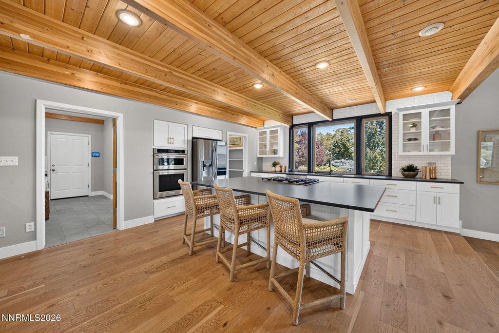 Image 13 of property listing at 255 Desatoya Court, Reno, NV 89511