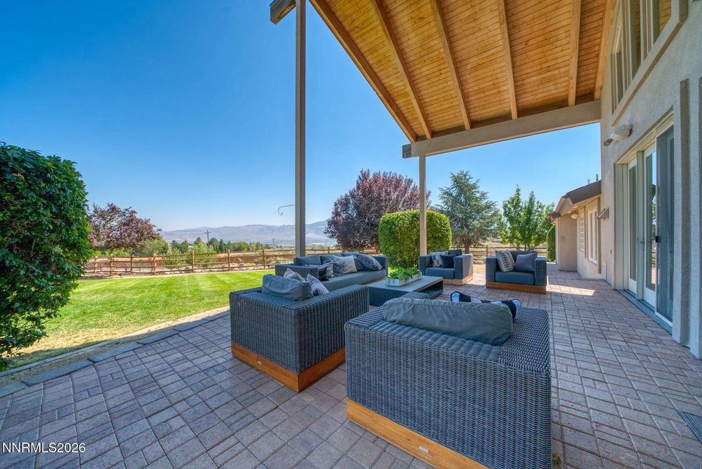 Image 27 of property listing at 255 Desatoya Court, Reno, NV 89511
