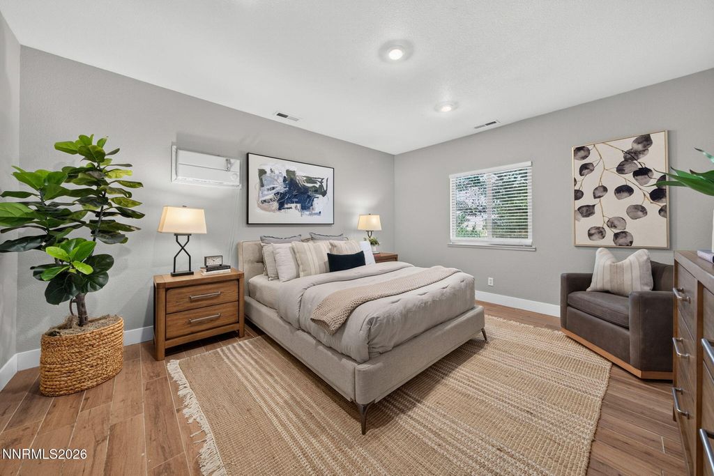 Image 37 of property listing at 255 Desatoya Court, Reno, NV 89511
