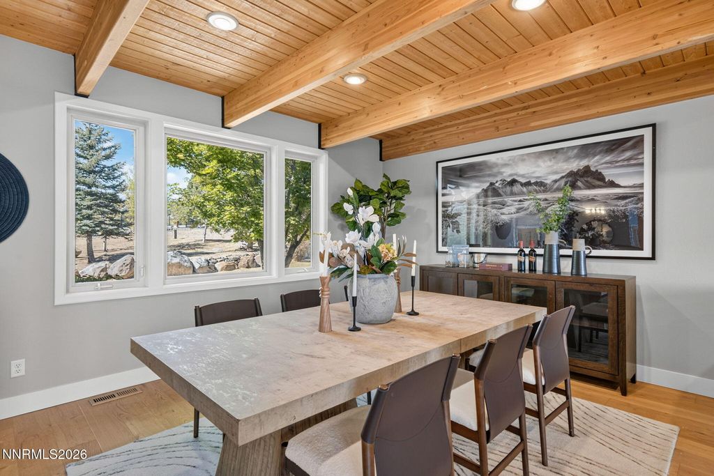 Image 8 of property listing at 255 Desatoya Court, Reno, NV 89511