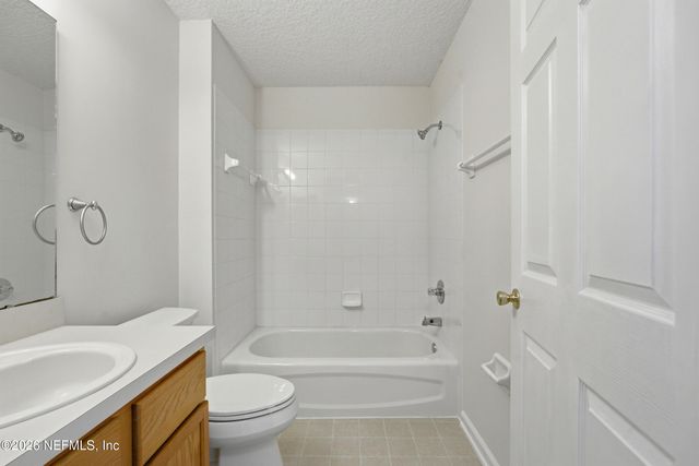 5526 BROADGATE Court, Jacksonville, FL 32244