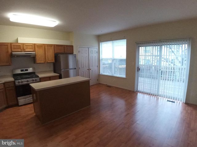 3567 MOON WAY, Woodbridge, VA 22193