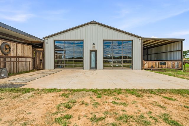 5255 Dennis Road Road, Weatherford, TX 76087