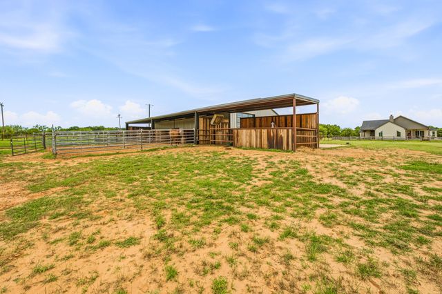 5255 Dennis Road Road, Weatherford, TX 76087